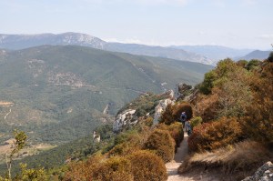DSC_0824 Ascending the narrow path to Peyrepertuse